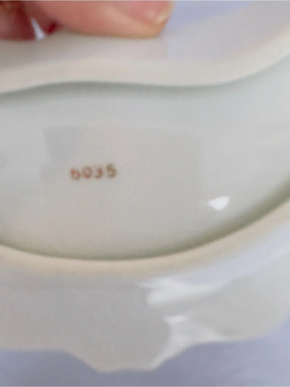 Set of 2 Vintage Andrea Sadek Porcelain Gold Design Bone Dishes Trinket Kidney